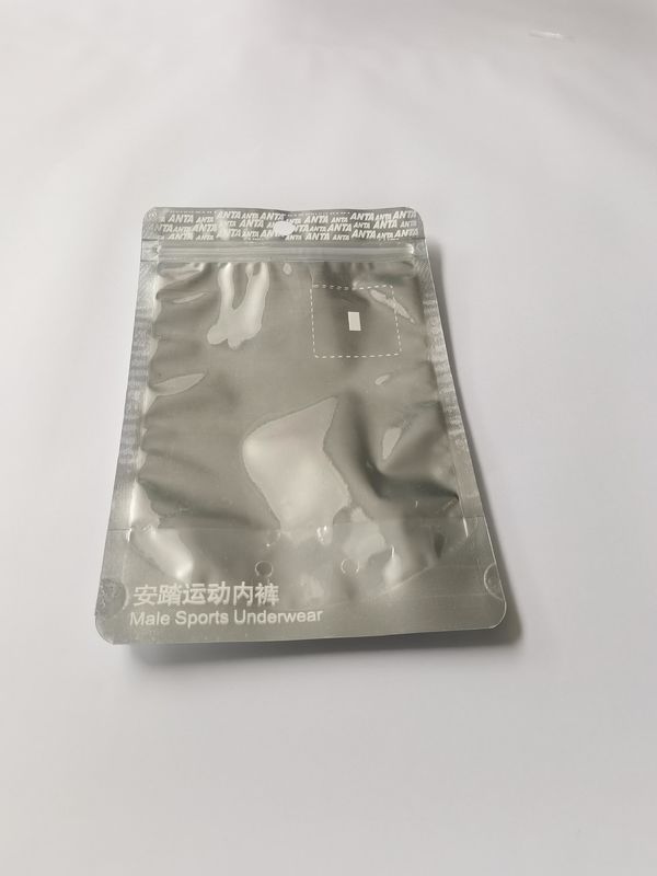 Breathable VMPET Clothing Packaging Bags Spot UV Custom Plastic Bags For Clothes